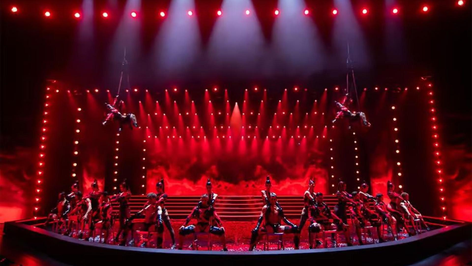 Берлин – фееричное шоу "Blinded by Delight" - Потсдам