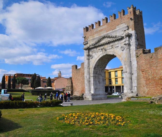 БОЛОНЬЯ – РИМИНИ – РИМ + ВАТИКАН – ОЗЕРО ГАРДА