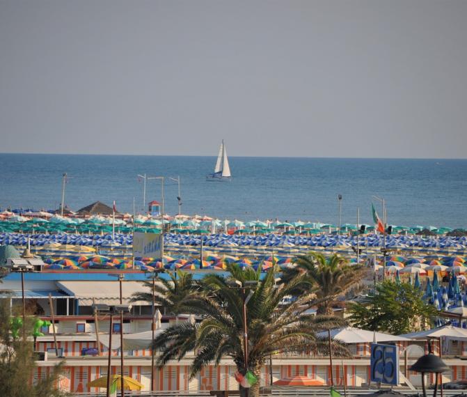 БОЛОНЬЯ – РИМИНИ – РИМ + ВАТИКАН – ОЗЕРО ГАРДА