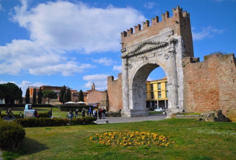 БОЛОНЬЯ – РИМИНИ – РИМ + ВАТИКАН – ОЗЕРО ГАРДА